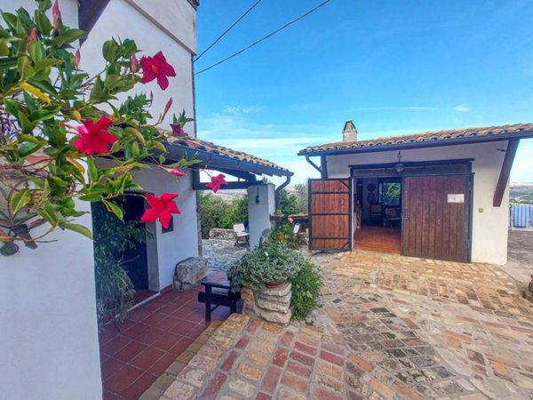 villa in vendita ad Altino