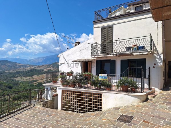 casa indipendente in vendita ad Altino