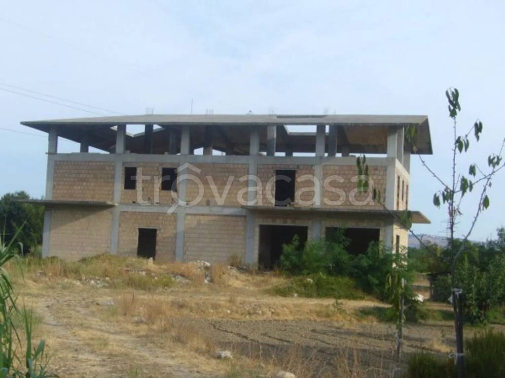 casa indipendente in vendita ad Altino