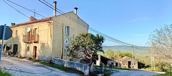 casa indipendente in vendita ad Altino in zona Briccioli