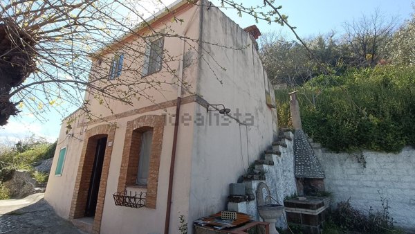 appartamento in vendita ad Altino in zona Briccioli