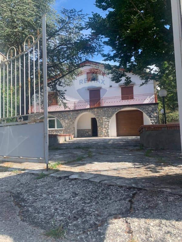 casa indipendente in vendita ad Altino