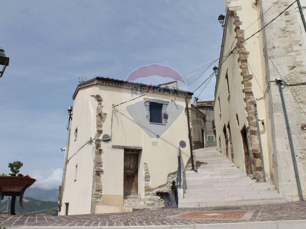 appartamento in vendita ad Altino in zona Briccioli