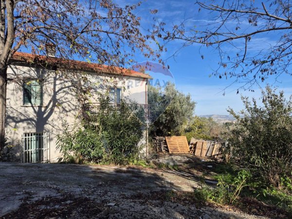 casa indipendente in vendita ad Altino in zona Briccioli