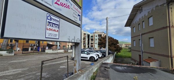 locale commerciale in vendita ad Altino in zona Luzio