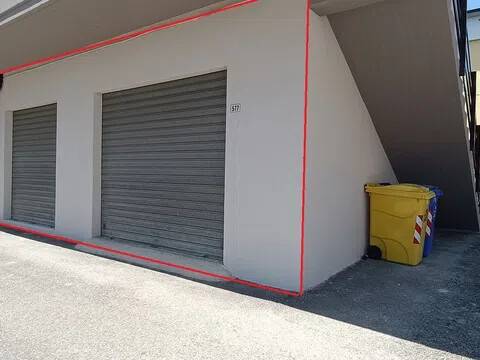 negozio in vendita ad Altino in zona Luzio