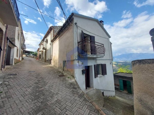 casa indipendente in vendita ad Archi