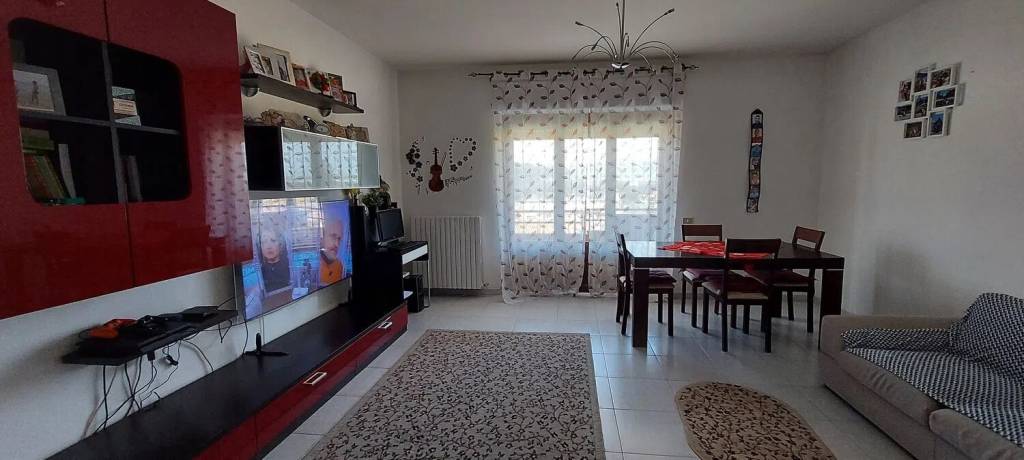 appartamento in vendita ad Archi