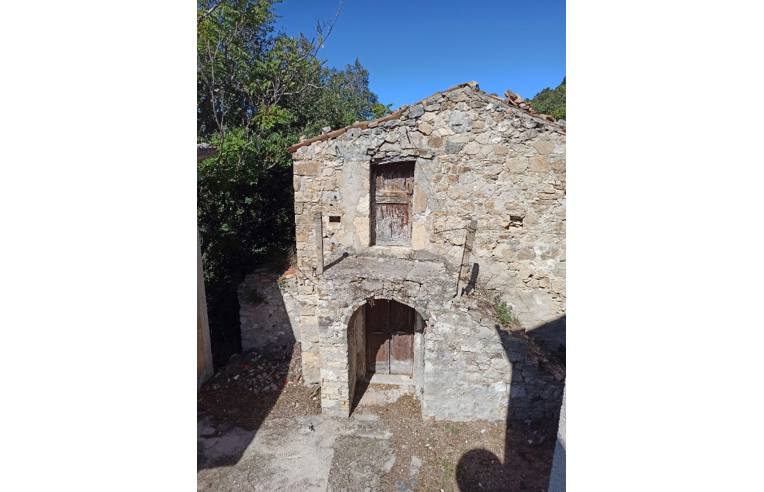 casa indipendente in vendita ad Archi