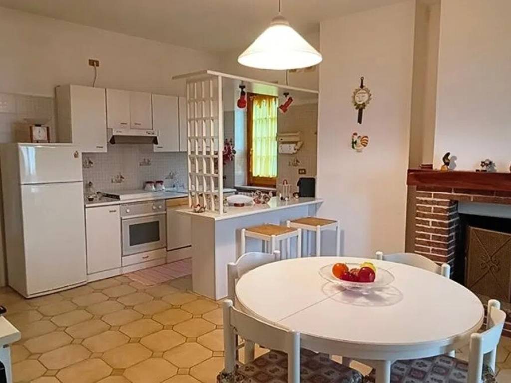 appartamento in vendita ad Archi