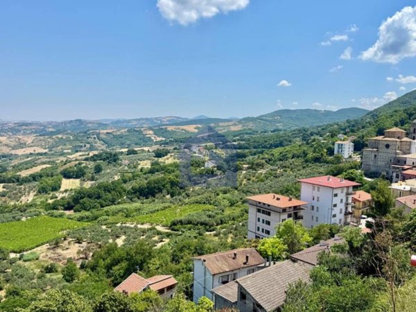 appartamento in vendita ad Archi