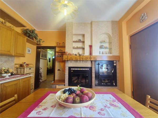 casa indipendente in vendita ad Archi