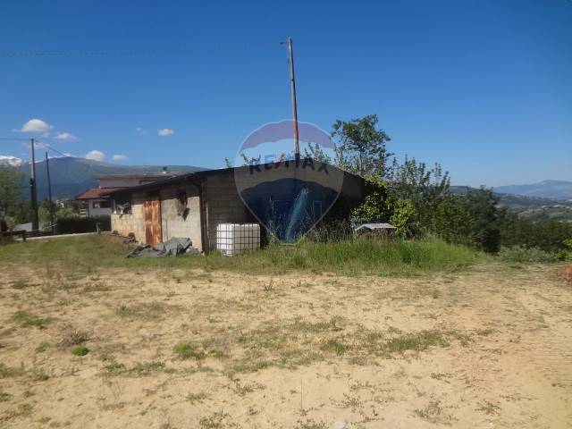 villa in vendita ad Ari