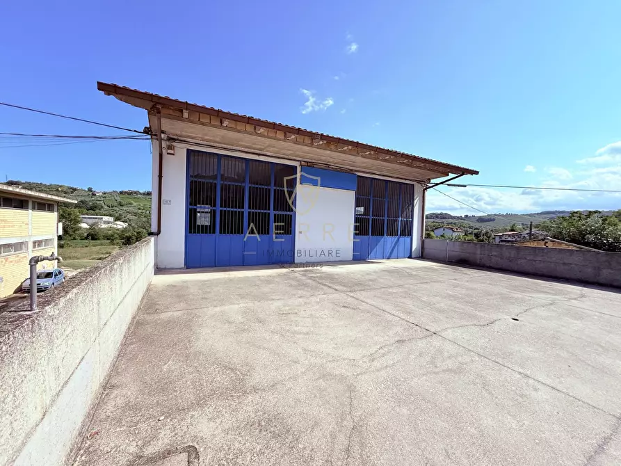 appartamento in vendita ad Ari