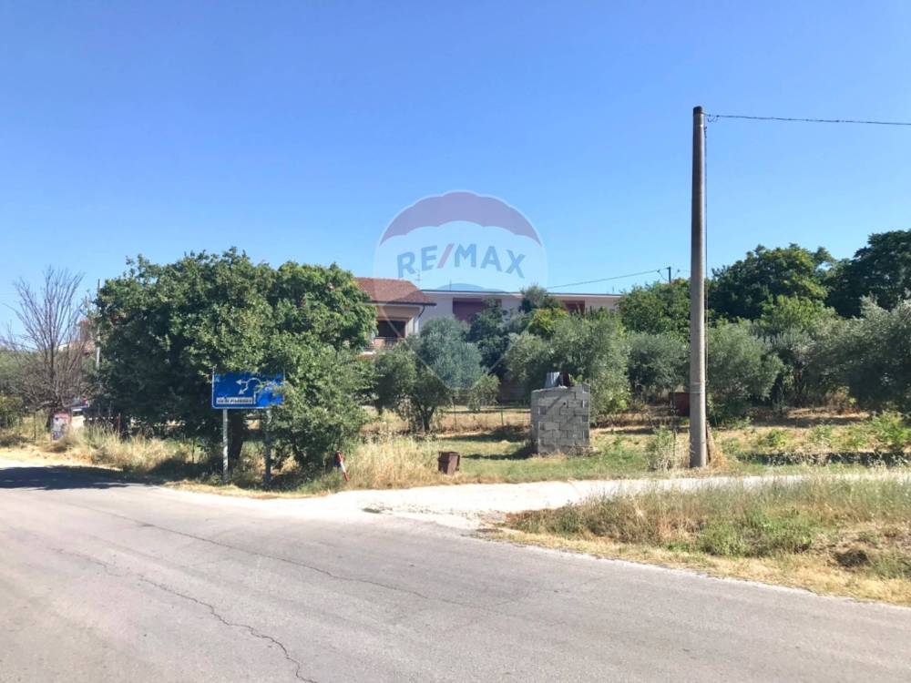 villetta a schiera in vendita ad Ari