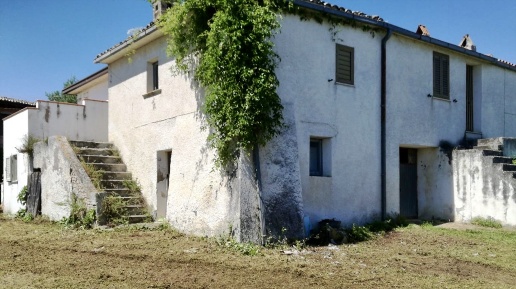 appartamento in vendita ad Ari