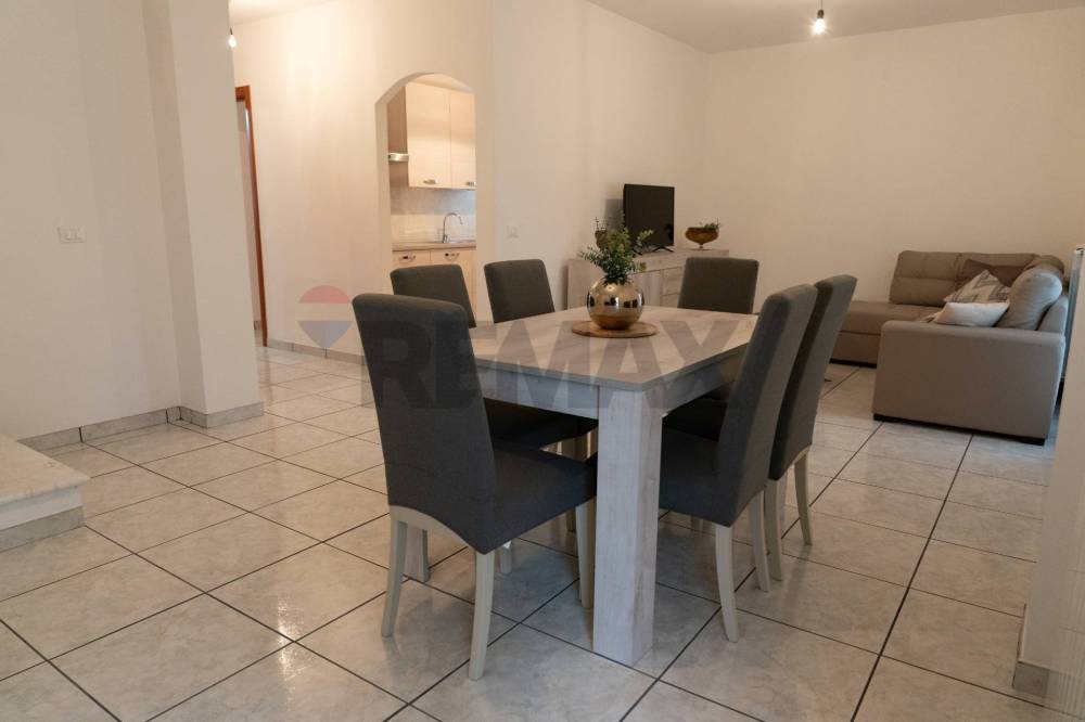 casa indipendente in vendita ad Ari