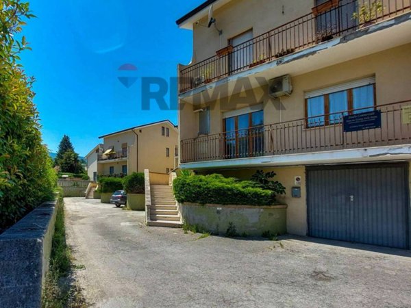 casa indipendente in vendita ad Ari