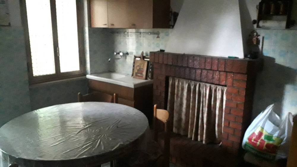 casa indipendente in vendita ad Ari