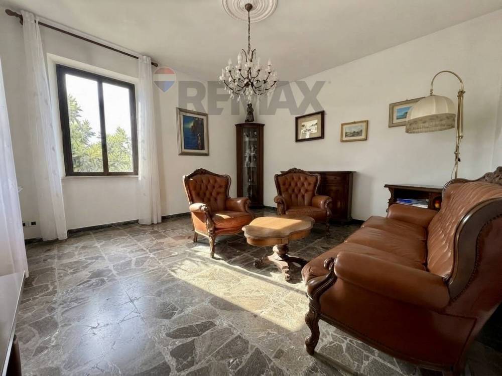 casa indipendente in vendita ad Ari