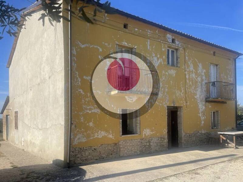 casa indipendente in vendita ad Arielli in zona Fonte grande