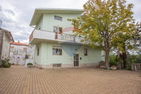 casa indipendente in vendita ad Arielli