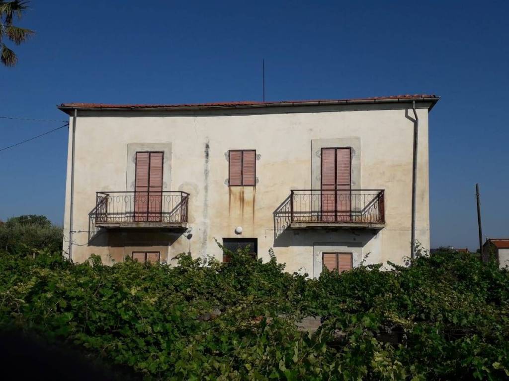 casa indipendente in vendita ad Arielli