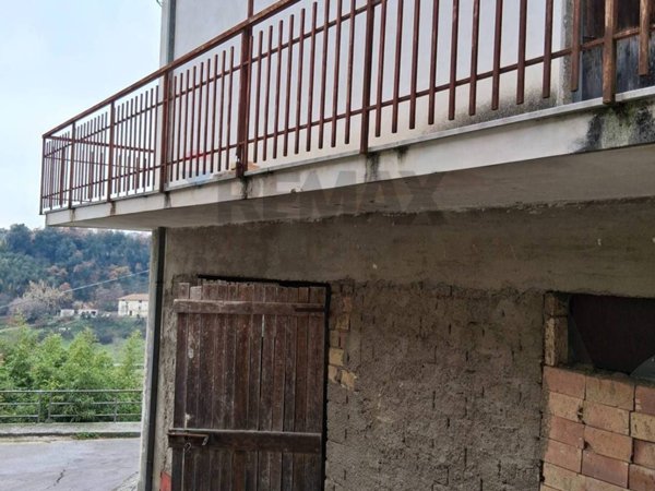 casa indipendente in vendita ad Arielli