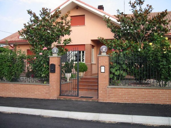 casa indipendente in vendita ad Arielli