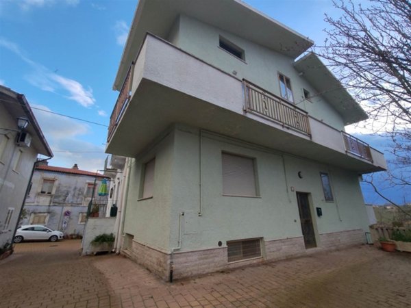 casa indipendente in vendita ad Arielli in zona San Romano