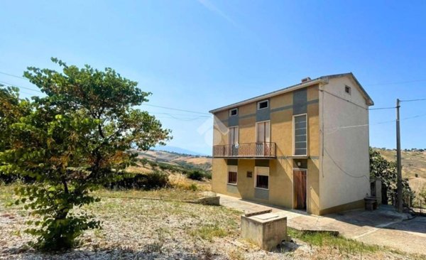 casa indipendente in vendita ad Atessa
