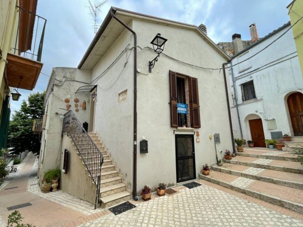 casa indipendente in vendita ad Atessa