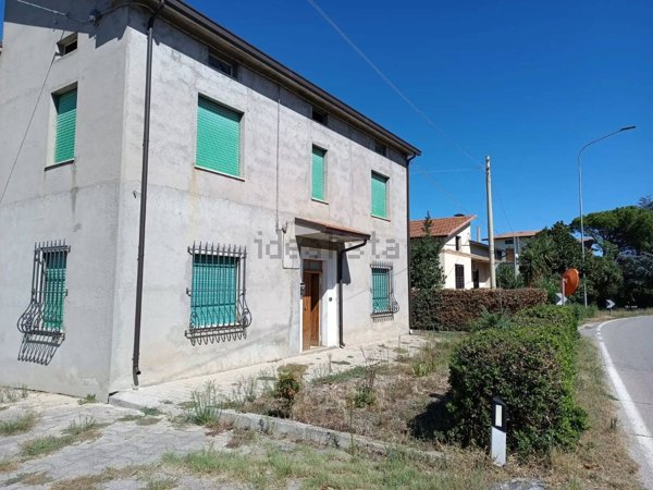 casa indipendente in vendita ad Atessa