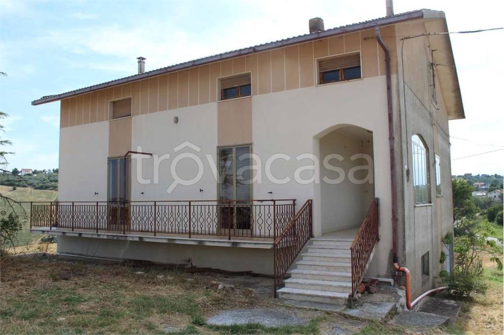 casa indipendente in vendita ad Atessa