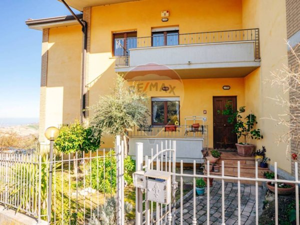 casa indipendente in vendita ad Atessa