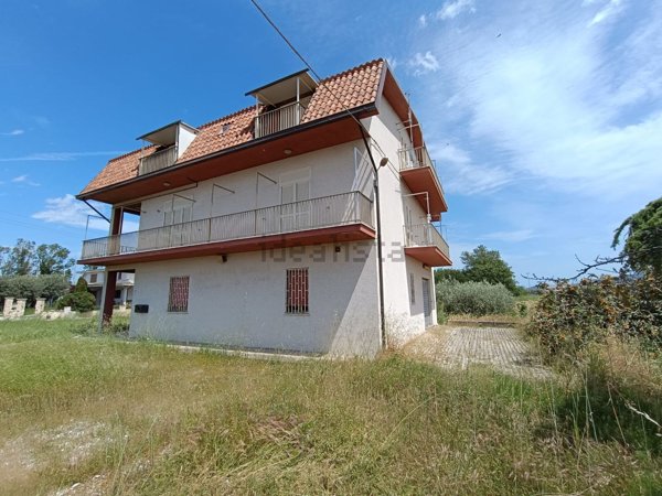 casa indipendente in vendita ad Atessa