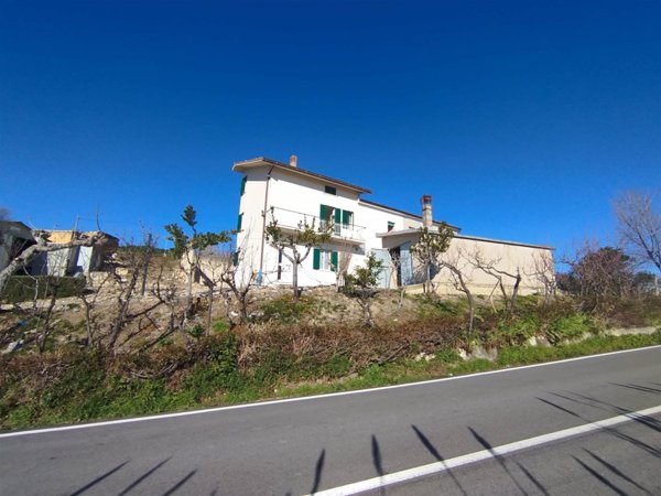 casa indipendente in vendita ad Atessa