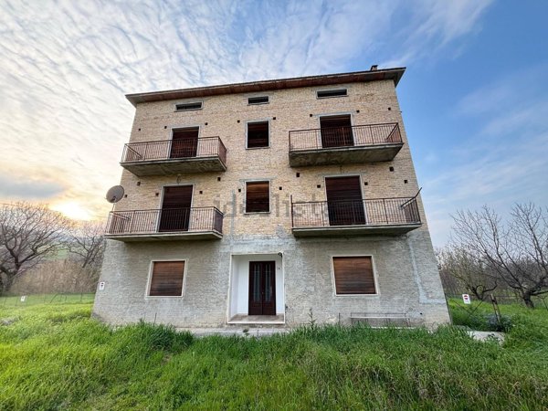 casa indipendente in vendita ad Atessa