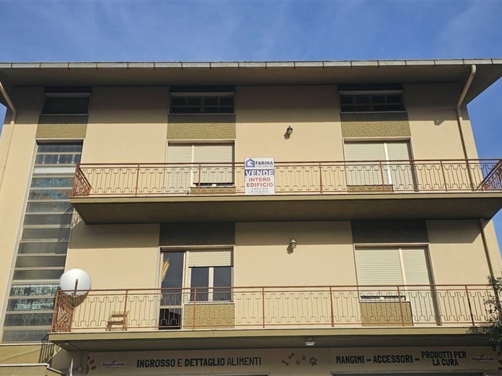 intera palazzina in vendita ad Atessa