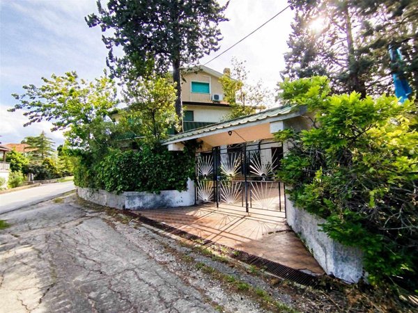 casa indipendente in vendita ad Atessa