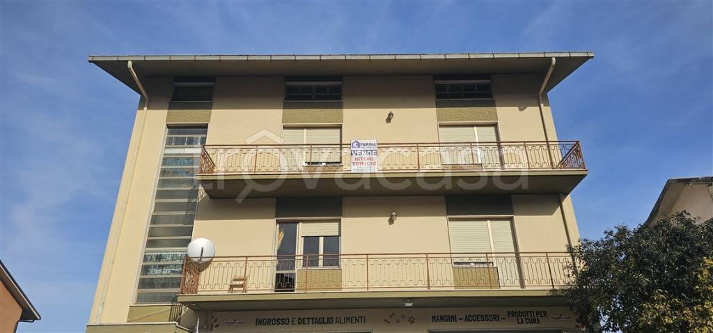 locale commerciale in vendita ad Atessa