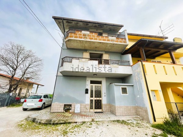 casa indipendente in vendita ad Atessa