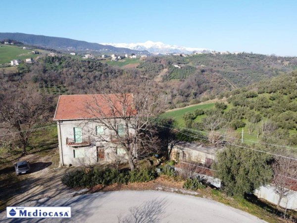 casa indipendente in vendita ad Atessa