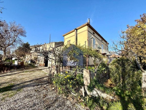 casa indipendente in vendita ad Atessa