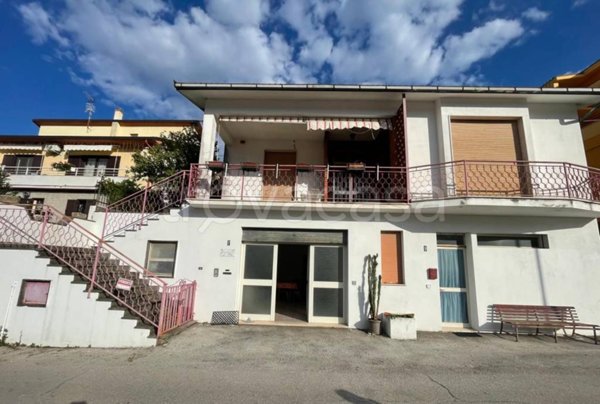 casa indipendente in vendita ad Atessa