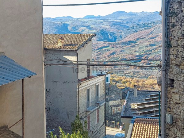 casale in vendita a Bomba
