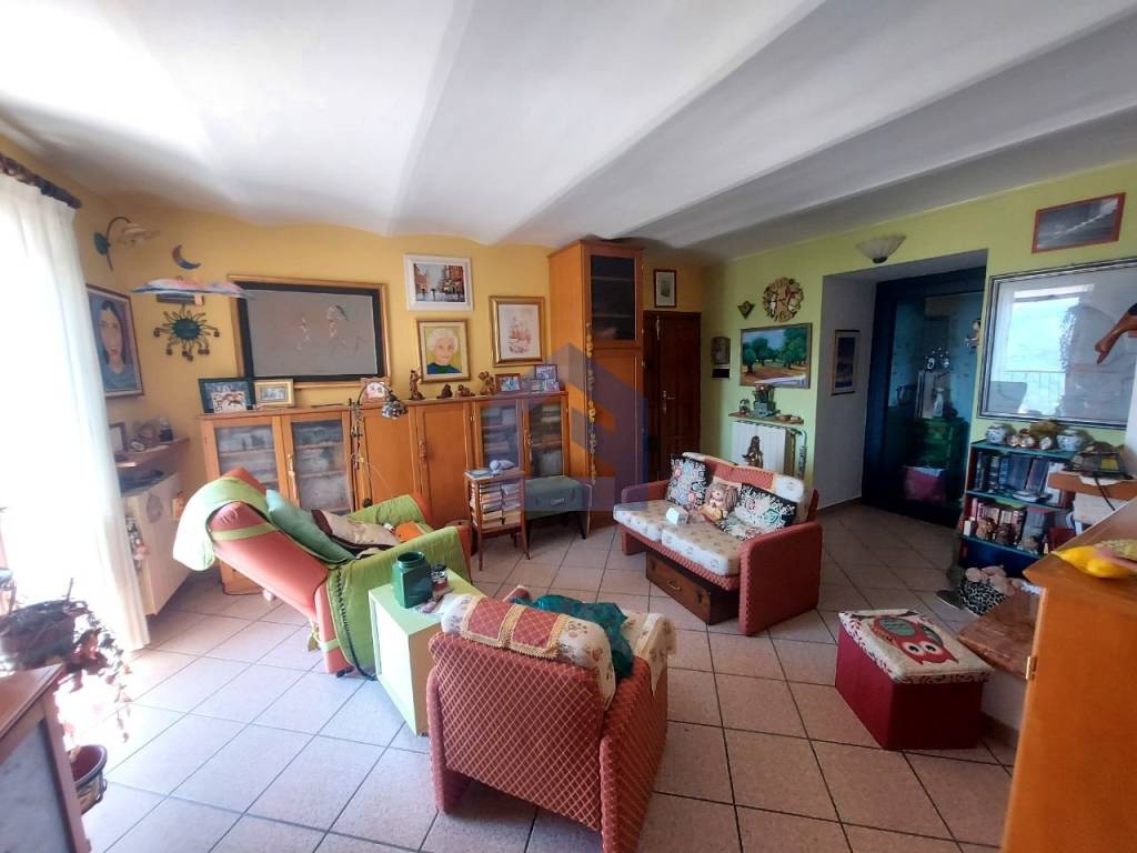 casa indipendente in vendita a Bomba