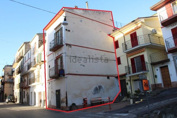 casa indipendente in vendita a Bomba