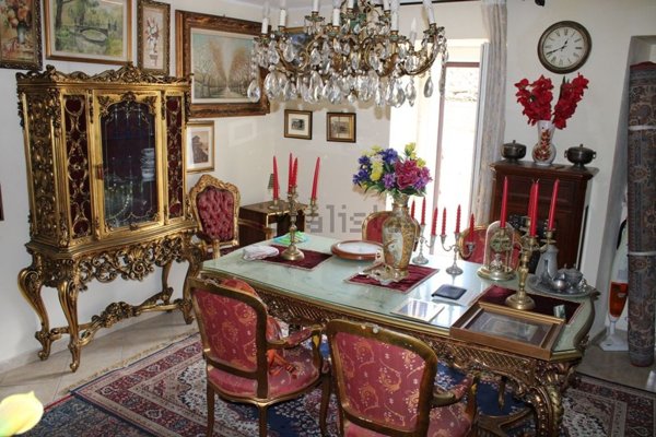 pentavano in vendita a Bomba