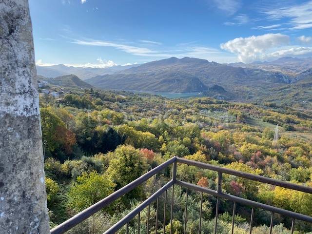 casa indipendente in vendita a Bomba